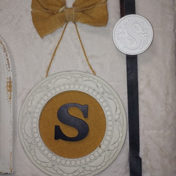 NWT 4 piece S Monogram home decor.  New with tag.  OBO - Picture 6 of 12